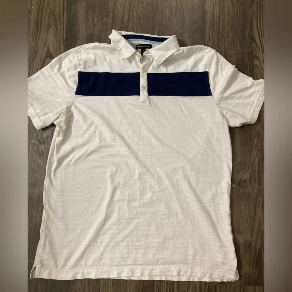 Banana Republic XL Polo Shirt‎